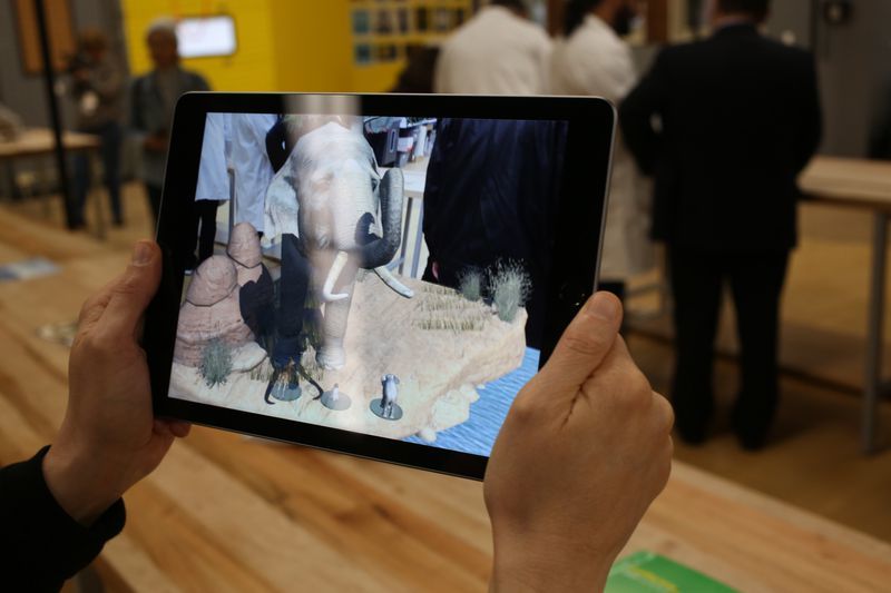 Cấu hình chi tiết và những hình ảnh đầu tiên về iPad giá rẻ vừa ra mắt