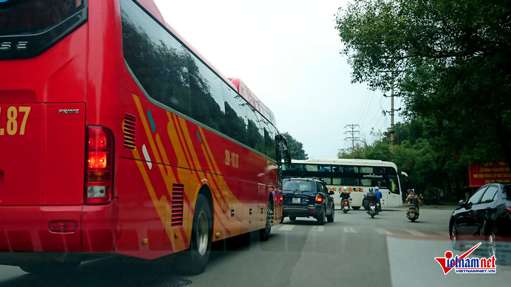 Hà Nội 'nắn' lộ trình, 400 lượt xe khách hết cửa vào trung tâm