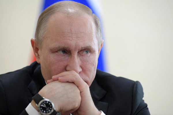 'Ăn miếng trả miếng', Putin trục xuất 150 nhà ngoại giao phương Tây