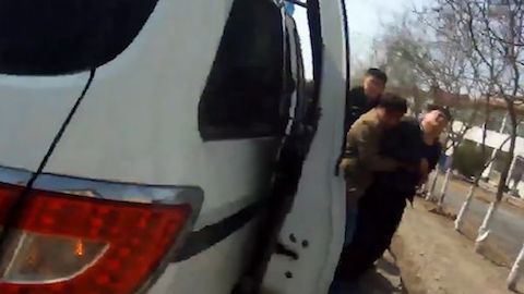 TQ: Gây tai nạn rồi bỏ chạy, tài xế gào khóc khi biết đâm trúng vợ con