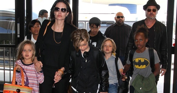 Angelina Jolie và Brad Pitt thống nhất thỏa thuận ly hôn