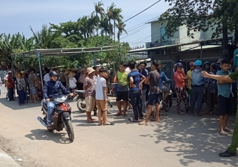 Mâu thuẫn lúc uống cafe, em trai chém chết anh họ