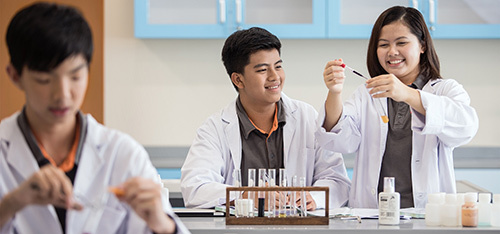 Du học bậc trung học ở Học viện Trung học Quốc tế SIM