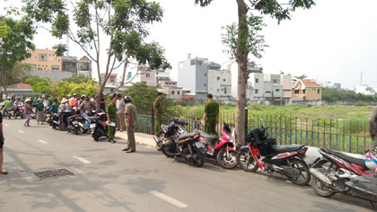 Phát hiện thi thể sơ sinh còn nguyên dây rốn ở Sài Gòn