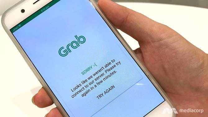 Dịch vụ Grab tê liệt, khách hàng và tài xế không thể kết nối