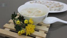 Tự tay làm bánh chay cho ngày Tết Hàn thực thêm ý nghĩa