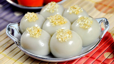 Cách làm bánh trôi nước tại nhà cực kỳ đơn giản