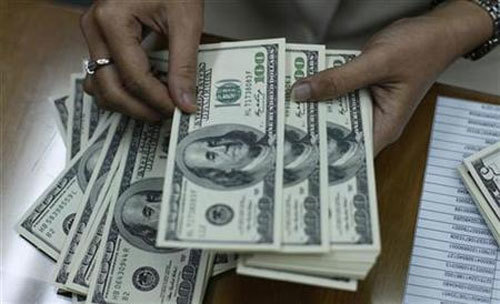 Tỷ giá ngoại tệ ngày 10/4: USD đảo chiều đổ dốc