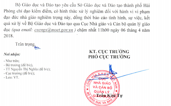 Xử lý nghiêm cô giáo phạt học sinh uống nước giặt giẻ lau bảng