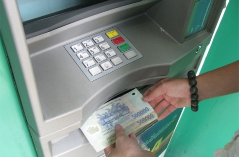 Công an khuyến cáo 8 thủ đoạn trộm tiền từ thẻ ATM cực tinh vi