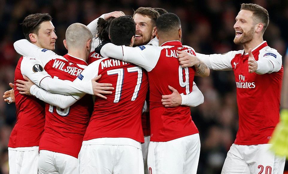 Nghiền nát CSKA, Arsenal mở toang cửa bán kết