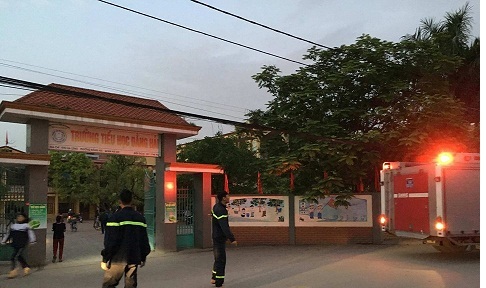 Hải Phòng: 'Bà hỏa' hỏi thăm trường tiểu học Đằng Hải