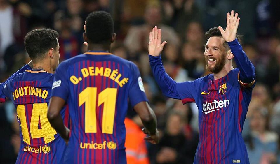 Messi lập hat-trick, Barca san bằng kỷ lục bất bại