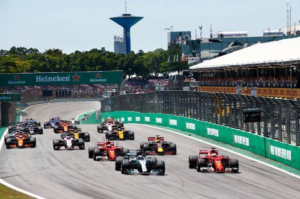 Thú vị trải nghiệm đường đua F1 lần đầu tại Việt Nam
