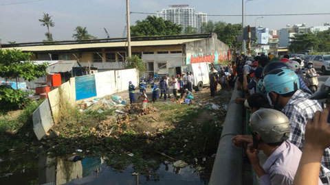 Nam thanh niên khuyết tật nhảy cầu tự vẫn ở Sài Gòn