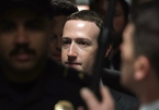 CEO Facebook: &quot;Chúng tôi lưu trữ tất cả dữ liệu nhưng không phạm luật&quot;