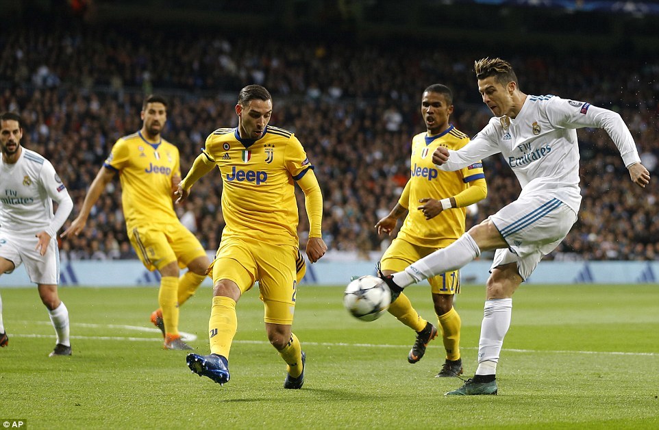 Cận cảnh những thước phim kịch tính trận Real vs Juventus