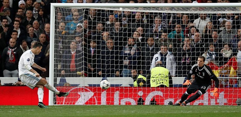 Ronaldo đưa Real vào bán kết kịch tính như phim hành động