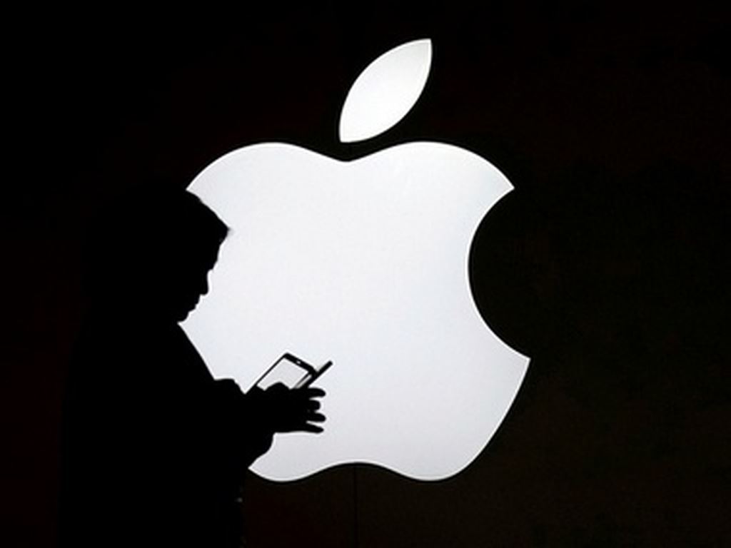 12 người để lộ dữ liệu mật của Apple bị bắt