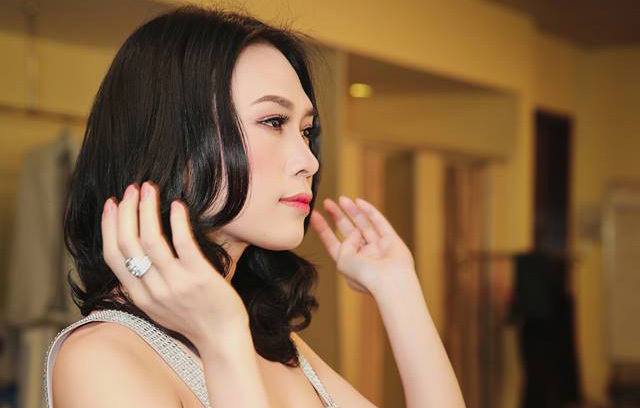 Mỹ Tâm ngồi 'ghế nóng' chương trình có giải thưởng 1 tỷ