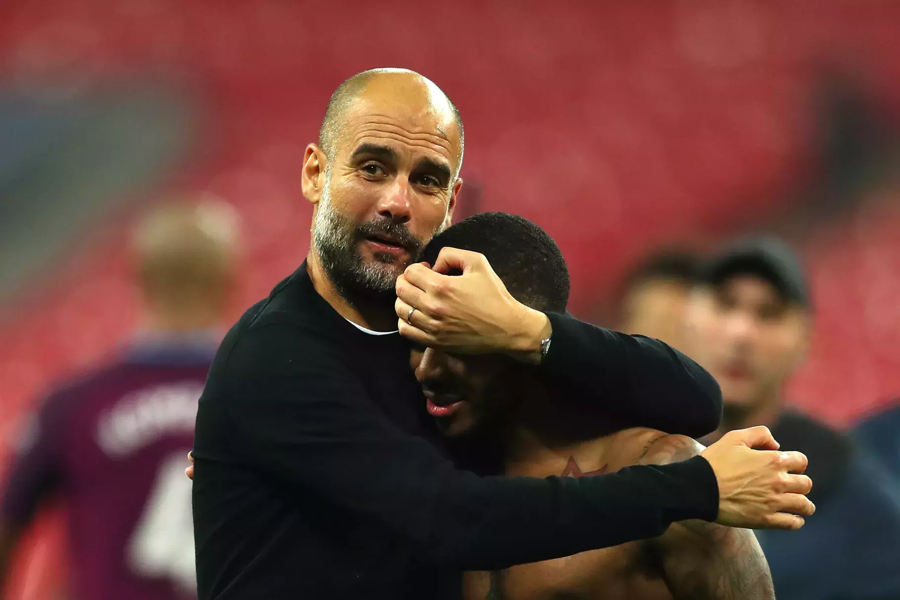 Pep Guardiola tuyên bố nóng với cầu thủ Man City