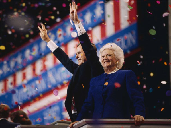 Cựu đệ nhất phu nhân Mỹ Barbara Bush qua đời
