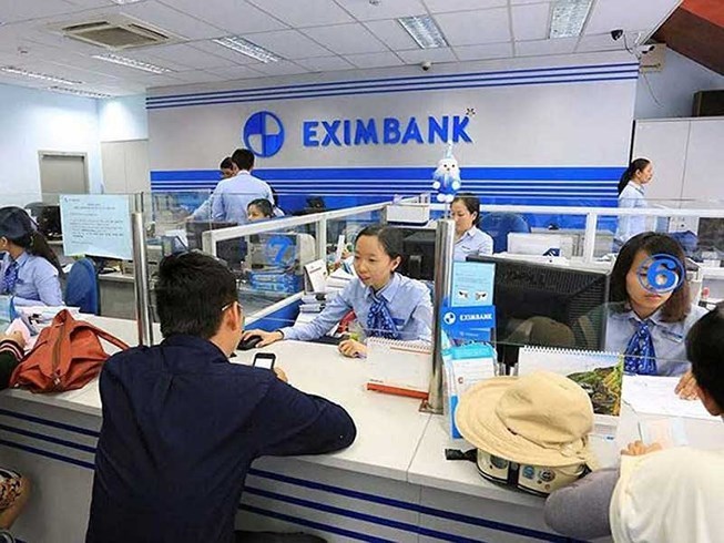 Thêm 2 khách hàng bị mất tiền ở Eximbank