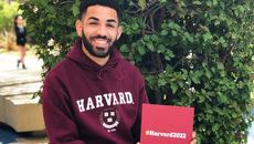 Sinh viên trúng tuyển Harvard bị hỏi 'nhờ thành tích hay chỉ tiêu' Sinh viên trúng tuyển Harvard bị hỏi 'nhờ thành tích hay chỉ tiêu'