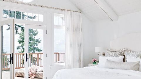 Cách trang trí nội thất nhà ở với tông màu trắng