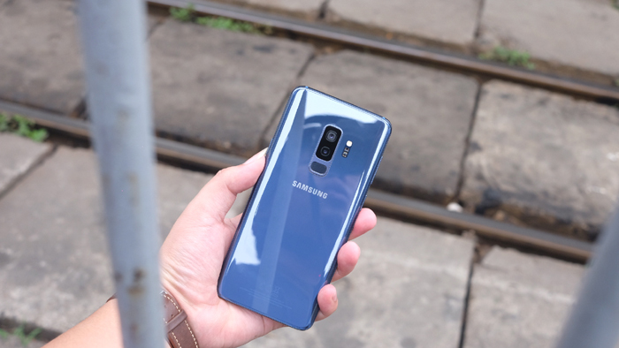 Phiên bản xanh san hô giá 23 triệu của Galaxy S9 Plus