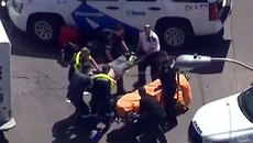 Xe điên 'càn quét' người đi bộ ở Canada