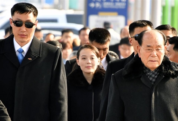 Ai sẽ tháp tùng Kim Jong Un tới hội nghị thượng đỉnh?