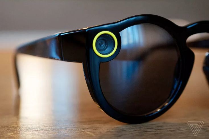 Kính thông minh gắn camera Spectacles có giá 7 triệu đồng