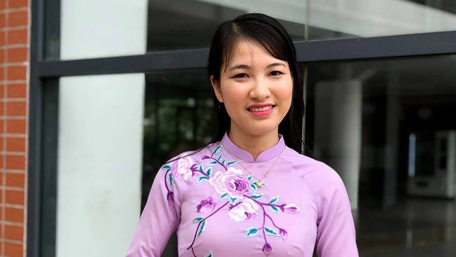 Cô giáo dạy giỏi đọc Thích Nhất Hạnh để kiềm chế cơn giận