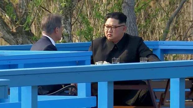 Triều Tiên tuyên bố đóng cửa bãi thử hạt nhân, chỉnh trùng giờ Seoul