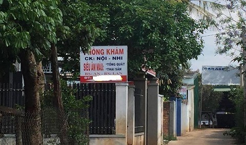 Nữ hiệu trưởng tử vong khi truyền nước ở phòng khám tư