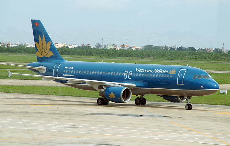 Hạ cánh nhầm đường băng: Vietnam Airlines xin lỗi hành khách