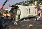Xe khách đấu đầu xe tải: 1 người chết, 10 người bị thương