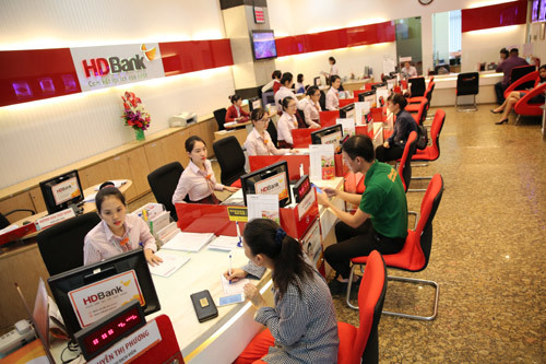 HDBank tặng thêm 0,2%/năm cho khách gửi tiết kiệm