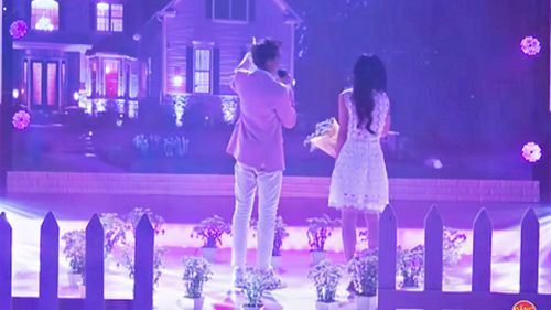 Minkook – Zero 9 gây bão khi bất ngờ tỏ tình ‘nàng thơ quảng cáo’ bằng cơn mưa sao băng