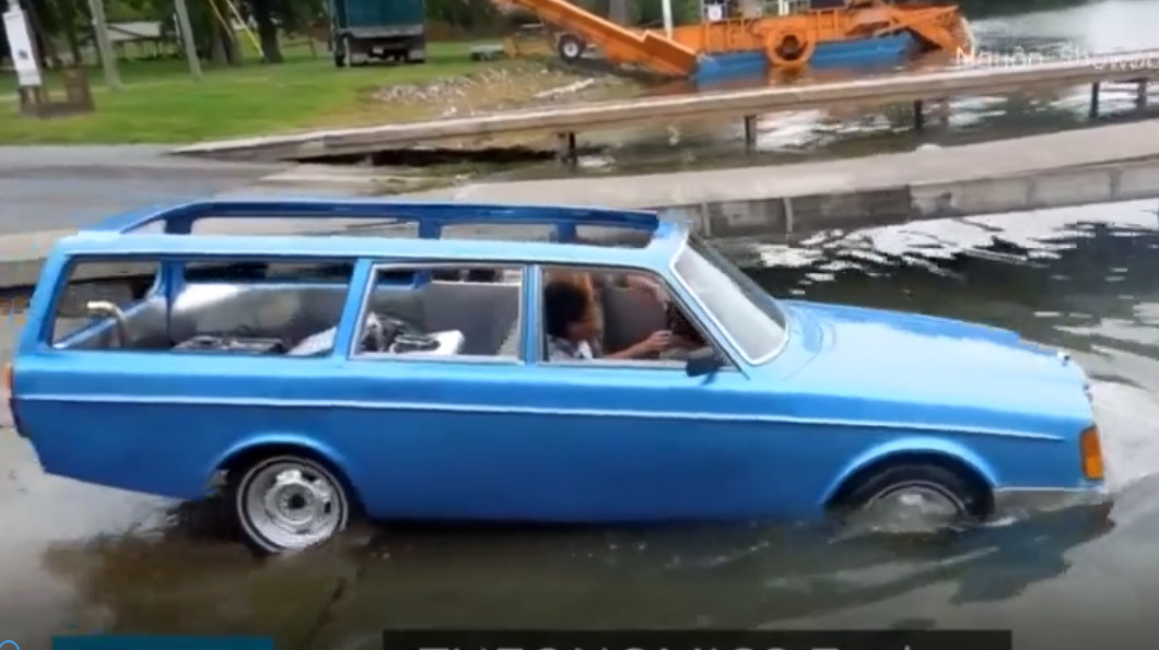 Xe chạy dưới nước giá 5.000 USD