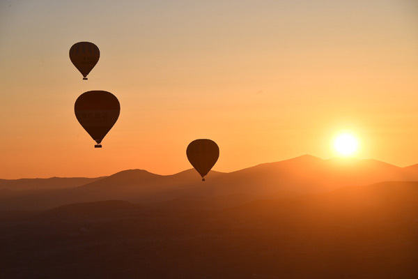 Cappadocia - Điểm bay khinh khí cầu đẹp nhất thế giới