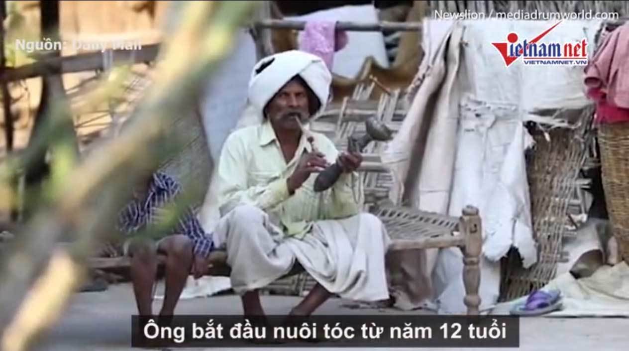 Người đàn ông quyết không cắt tóc hàng chục năm