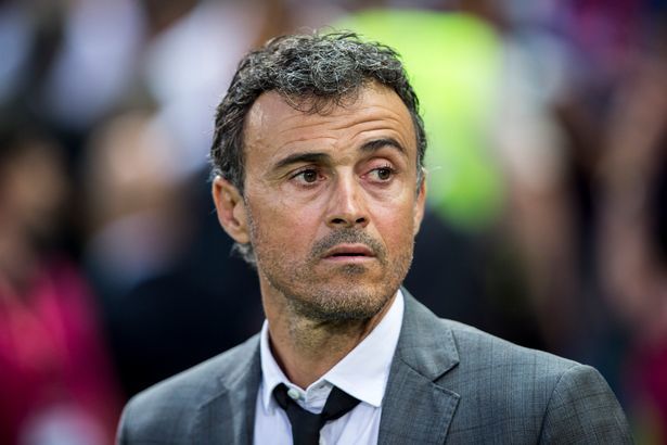 Hét lương cao, Luis Enrique bị gạt khỏi ghế nóng Arsenal