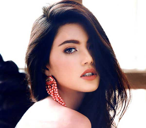 Nhan sắc sao nữ quay cảnh tình cảm với Sơn Tùng