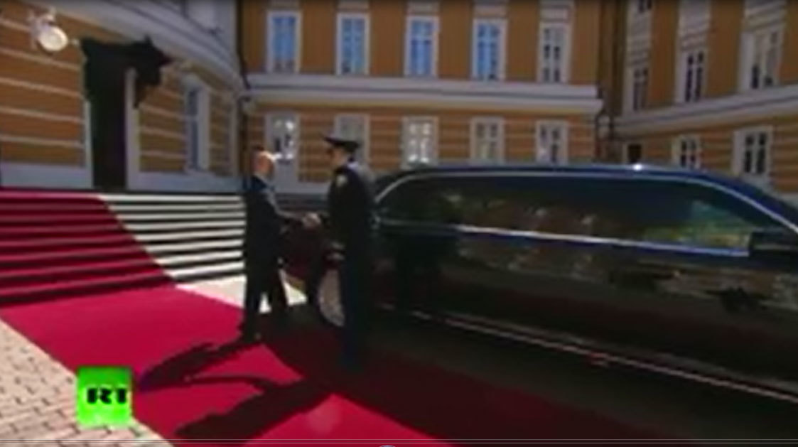 Dàn xe “khủng” phục vụ các đời Tổng thống Nga