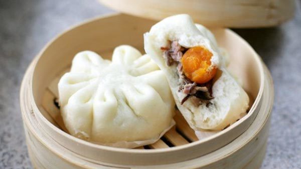 Mua hai cái bánh bao, trả nhầm hơn nửa tỷ