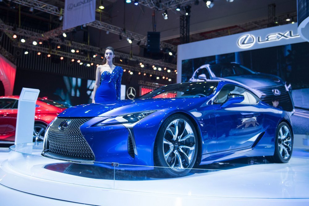 Lexus làm ăn bi bét, 3 tháng liên tiếp kinh doanh chật vật