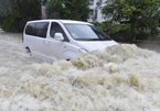 Cần làm gì khi ô tô bị ngập nước?