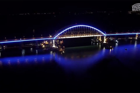 Putin khánh thành cây cầu dài nhất châu Âu nối với Crưm